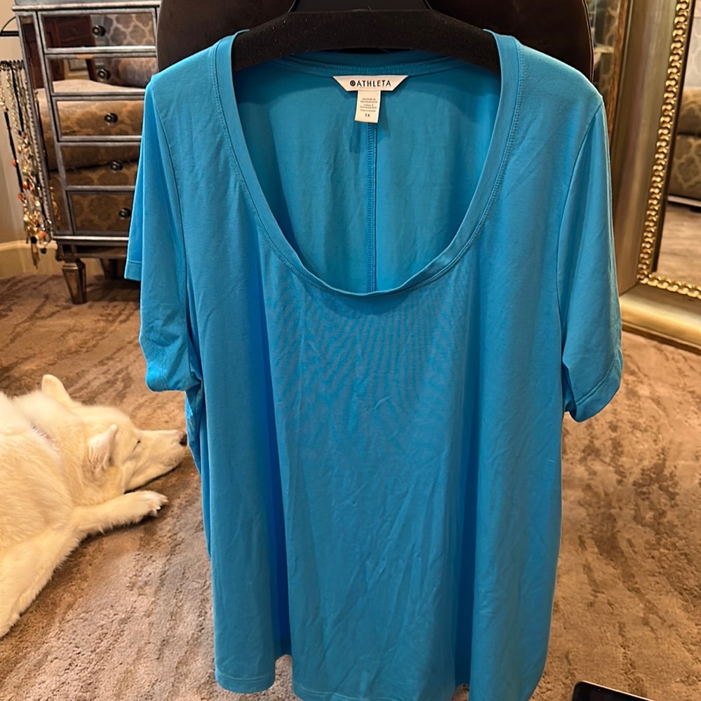 Athleta plus size swing tee.